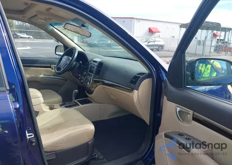 2010 Hyundai Santa Fe Gls z USA, uszkodzony, nr VIN 5NMSGDAB3AH393764